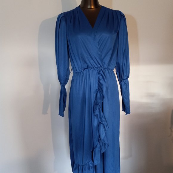 ruffled wrap dress, blouson sleeves, vintage from late 70s-80s, made in Canada - Picture 13 of 16